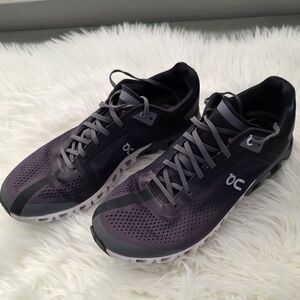 On Cloudflow Running Men's Charcoal Athletic Shoes